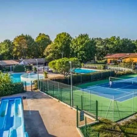 Prázdninový areál Pyla Et Mobilhom 6 Personnes Magda